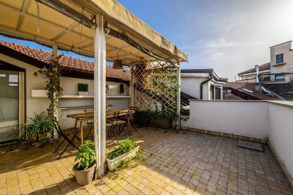 Buenos Aires' Nest - 10 Minutes From Duomo With Terrace Milão Exterior foto